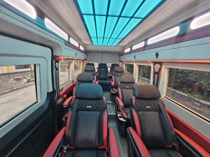 xe limousine hà nội móng cái